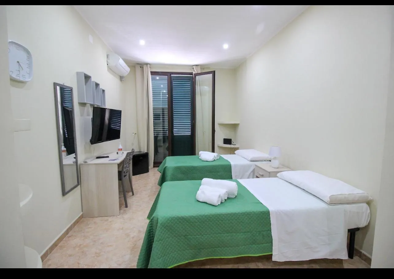Guest house Anthony Apartments Central Station Palermo Italy