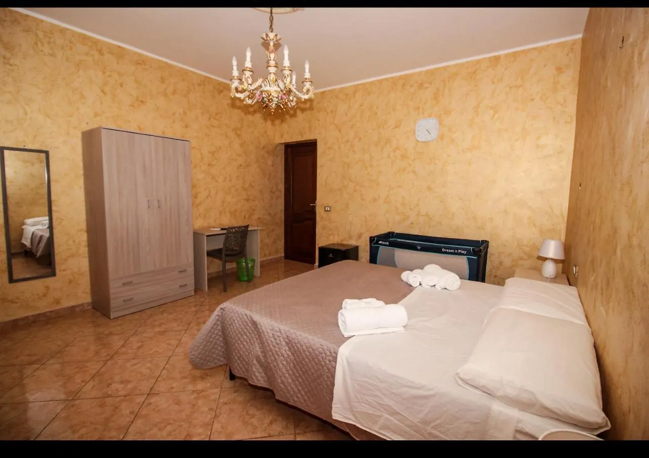 Anthony Apartments Central Station Palermo Italy