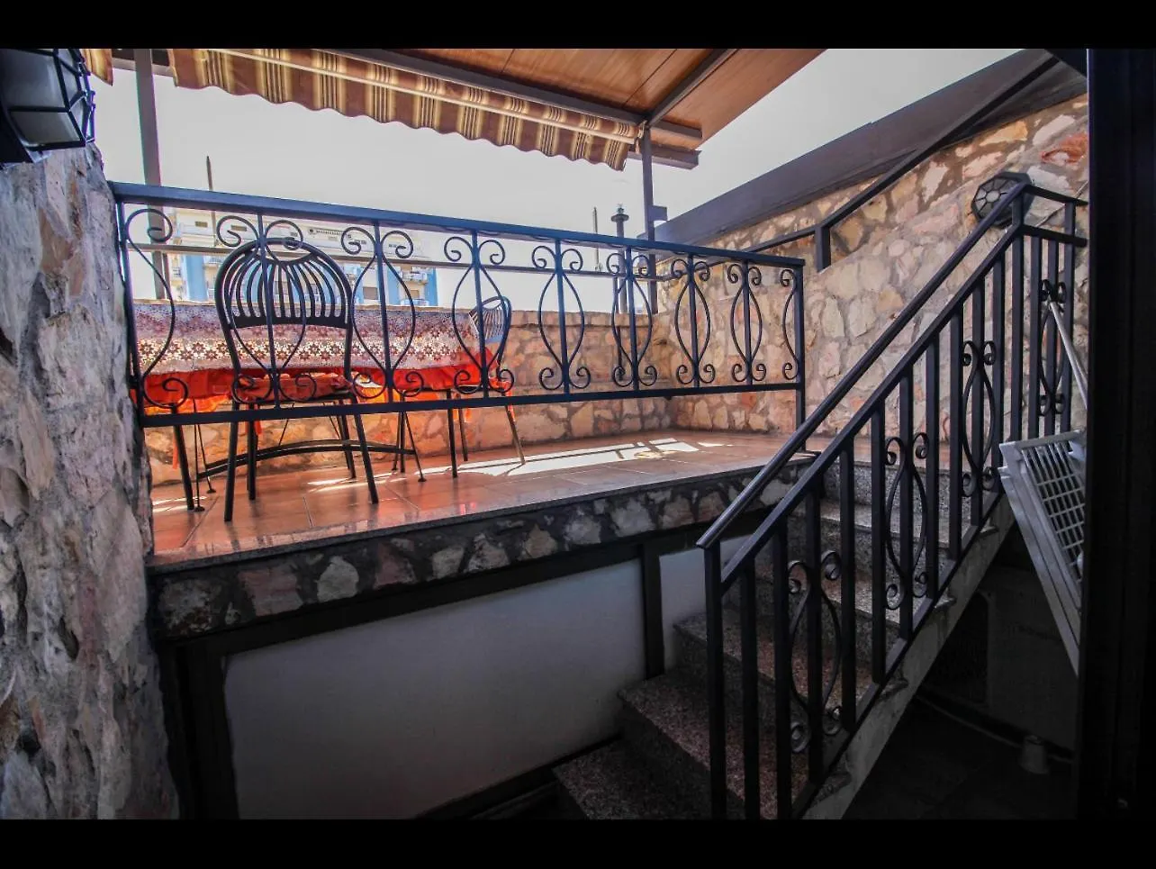 Guest house Anthony Apartments Central Station Palermo