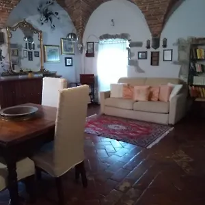 Castello Di Casallia , Vetulonia Italia